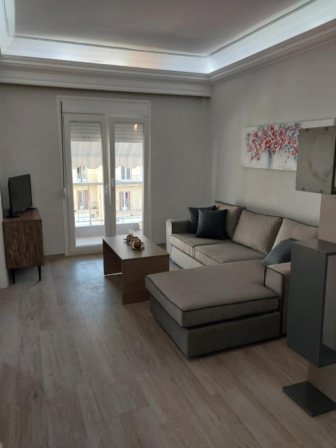 Anibo Studios And Apartments Zero Point 46 Salonicco Esterno foto